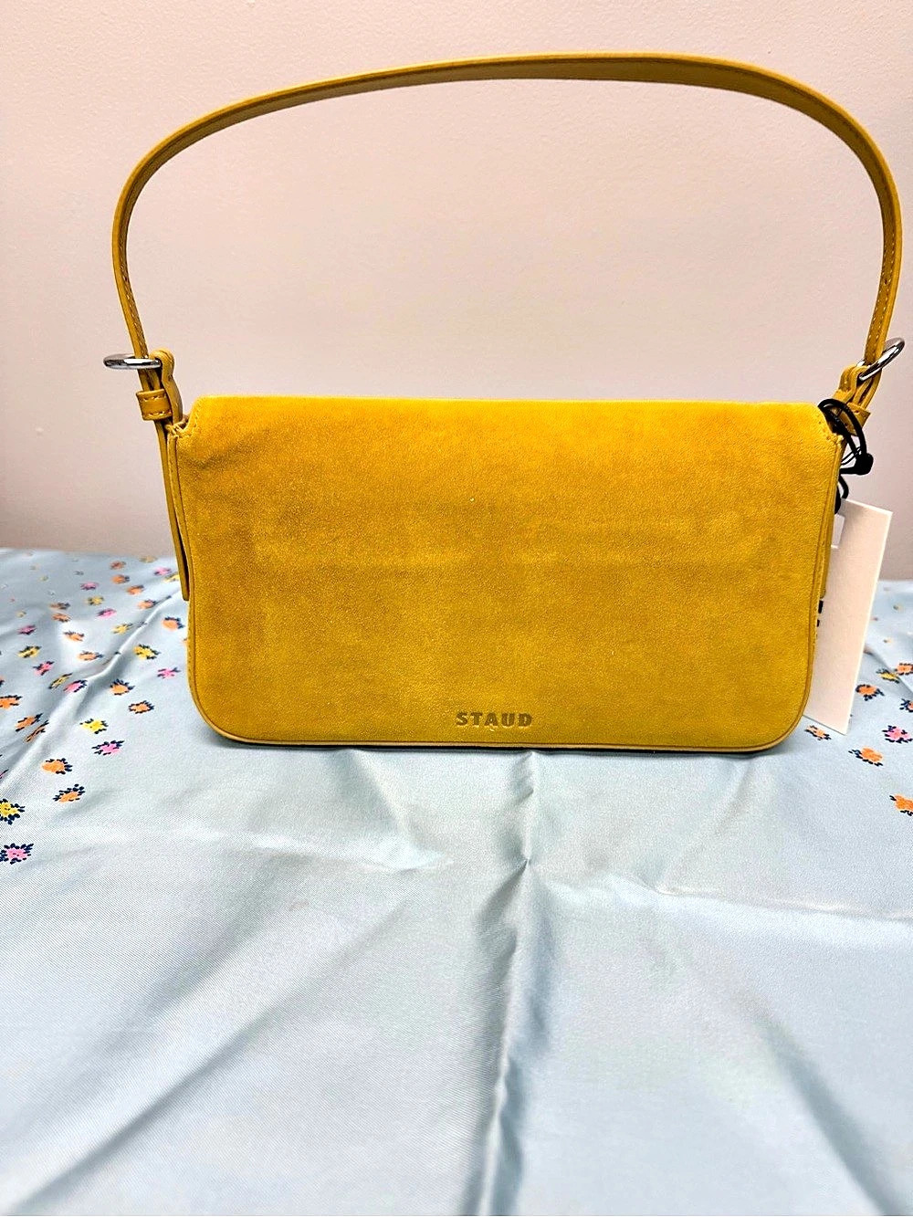 STAUD Harlow Bag – Goldenrod Suede